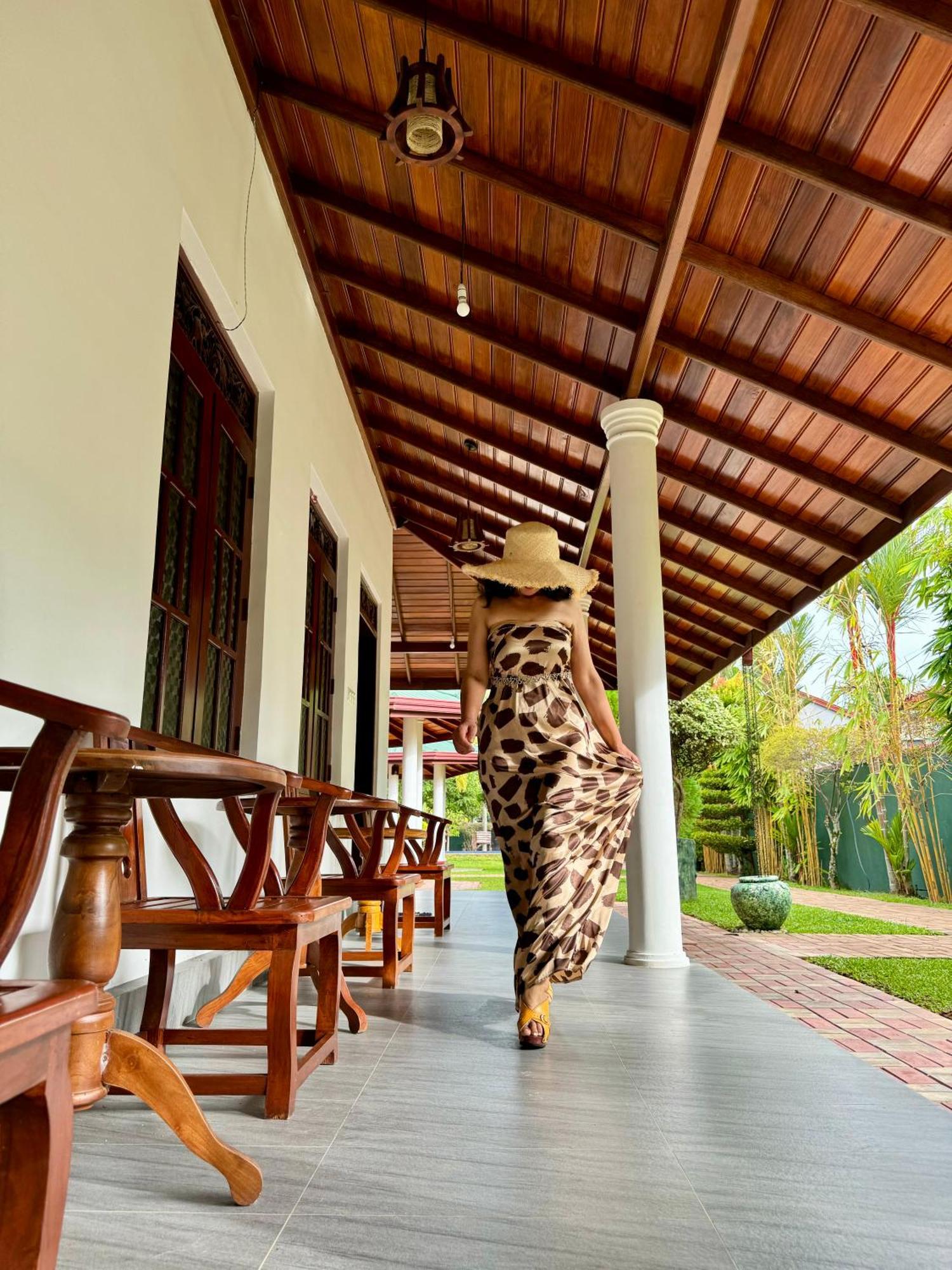 Villa 4U Бентота Екстериор снимка